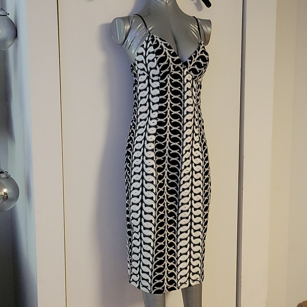 Bardot 8 black and white midi dress